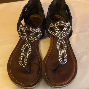 Elegant Black Sandals with Rhinestone Detailing